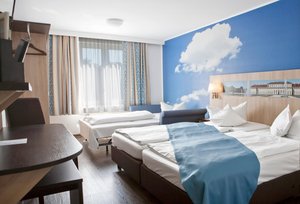 Double room with extra bed Hotel blauer Karpfen